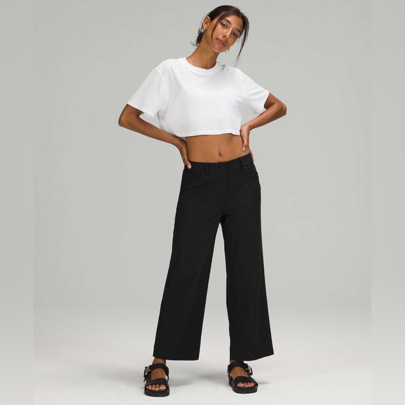 Lululemon City Sleek 5 Pocket Wide-Leg High Rise 7/8 Length Pant Black 29 - Picture 1 of 13
